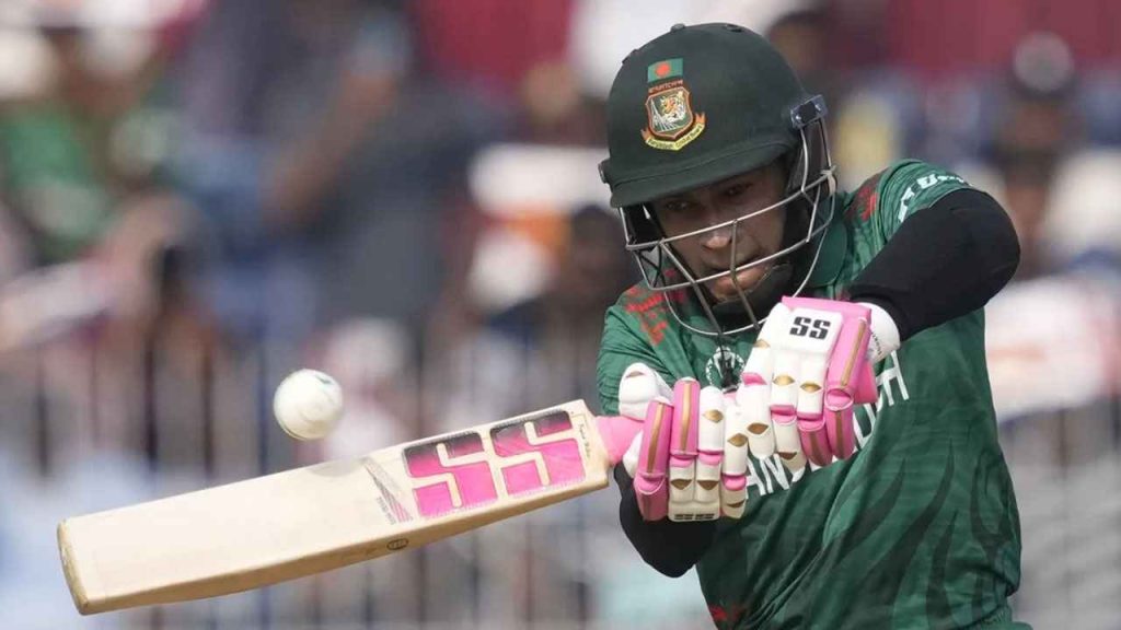 বিশ্বকাপ দলে ফিরেছেন অভিজ্ঞ মুশফিক